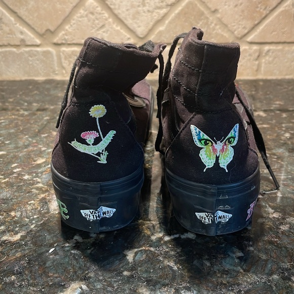 Black High Top Vans size 8 Awaken Desire - Picture 2 of 6